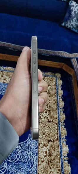 للبيع آيفون 16 برو ماكس
سعة 256 جيجابايت
لون تيتانيوم صحراوي

📱 الحالة: نظافة فول– استعمال خفيف
🔋 البطارية: 100٪ (مبدّلة)
⚙️ مبدّل: خارطة
📦 النموذج: N

💰 السعر: 1,100
📍 الخارطه ول بطاريه مبدله بل ضمان يعني يقرا كلو نورمال 
***********
 ‭٠٧٧٧ ٨٢٥ ٤١٤٩‬
