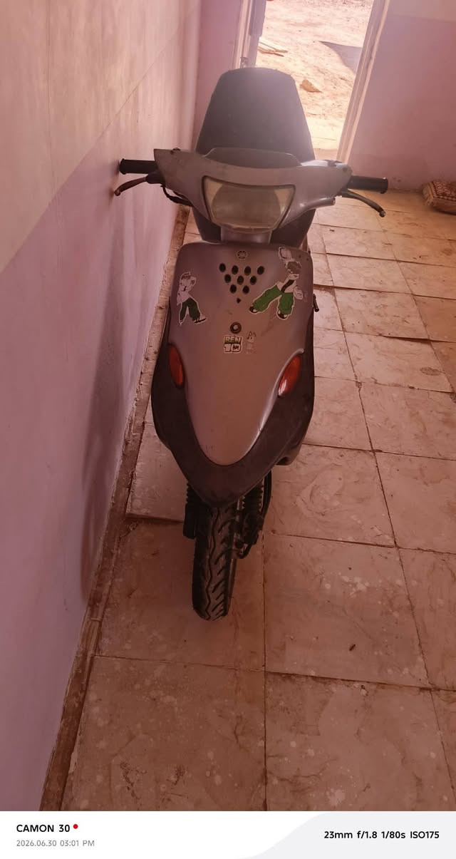 سلام عليكم دراجه بيجي نضيفه البيع دراجه مكينه مامفتوحه بلاد كهربائيات شغاله شاير شغاله لايت شغال سلف هندر شغال باتري الصلي سعر خاص ابو 150خل يطلع كبل مكاني وركاء


**إذا كنت صاحب هذا الإعلان وتريد حذفه لأي سبب، رجاءا أرسل رسالة إلى الدعم الفني**