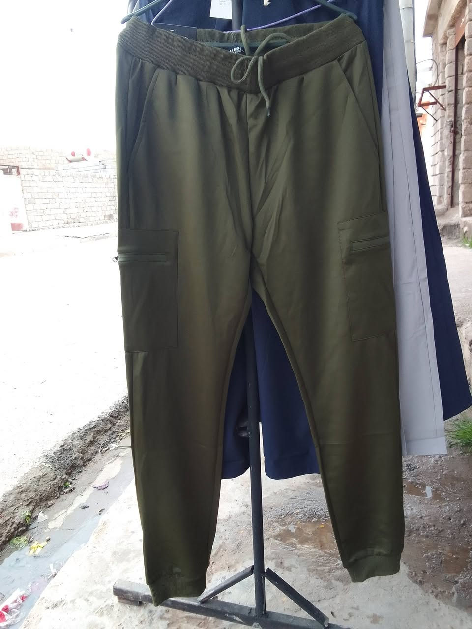 بضاعه جديده تيشرتات ربيعيه ردن كامل وبجايم رجالي رقم واحد وبناطير رجالي عريض
الاسعار داخل المحل 

العنوان ناحية الشوره شارع السيد سلطان مجاور المدرسه الاهليه وملاصق لمحل المخضر لصاحبه محمد حسن ال علي


**إذا كنت صاحب هذا الإعلان وتريد حذفه لأي سبب، رجاءا أرسل رسالة إلى الدعم الفني**