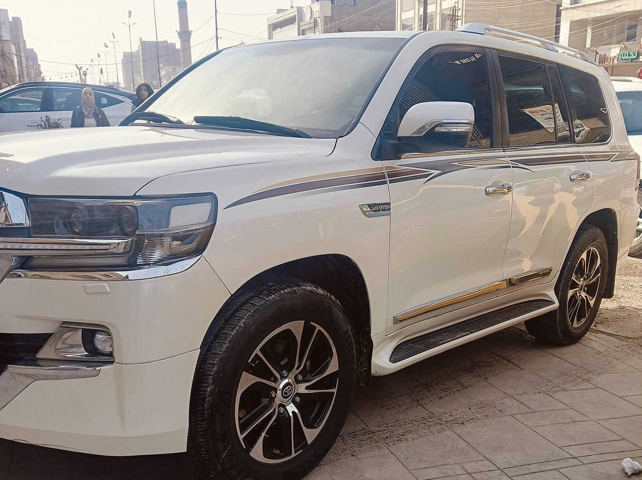 تويوتا لاندكروز 2018
🚙 اللون: أبيض
⚙️ المكينه: 6 سلندر
📄 الحالة: نظيفة جداً – ما بيها نقص
🛠️ الملاحظات:
بيها صفحة صبغ وحدة فقط
بنيد بسيط
الفحص موجود وماكو مشاكل ميكانيك
المواصفات:
✔️ دبل ثقيل وخفيف
✔️ قير أوتوماتيك ناعم
✔️ مكيف أمامي وخلفي
✔️ تحكم دركسون
✔️ شاشة / بلوتوث
✔️ سنسرات
✔️ نظام ثبات
✔️ وسائد هوائية
✔️ داخلية نظيفة جداً
💰 السعر: 410
(أربع شدّات + عشر أوراق)
📍 السعر قابل للنقاش للجاد فقطرقم الهاتف ***********
