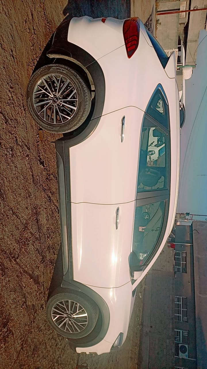 توسان 20كامل مواصفات ماعدا البني راما
ماشيه 48 مكفولة كفاله عامه 
ماعدا الباب الخلف السايق مفتوح 
بي بارد بكد باكيت الجكاير
اسياره مناسبه رقم بغداد
سياره فول ***********
مكاني الدوره 
***********اسعر اتصل وادلل
