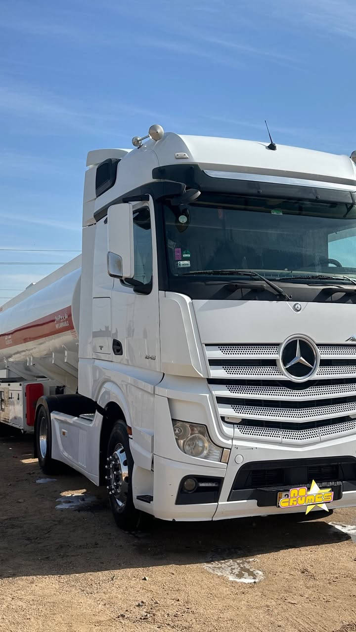 اكتروس وحش 2016 قماره سقف وسط محرك كاور عالي المرغوب حجم 1845. ماشية 700 الف تانكي موديل 25مكيل وجي بي اس تخم تاير سياره كفاله عامة مكلف بالنشر،،
 للتواصل ***********
 مكان السياره البصره
