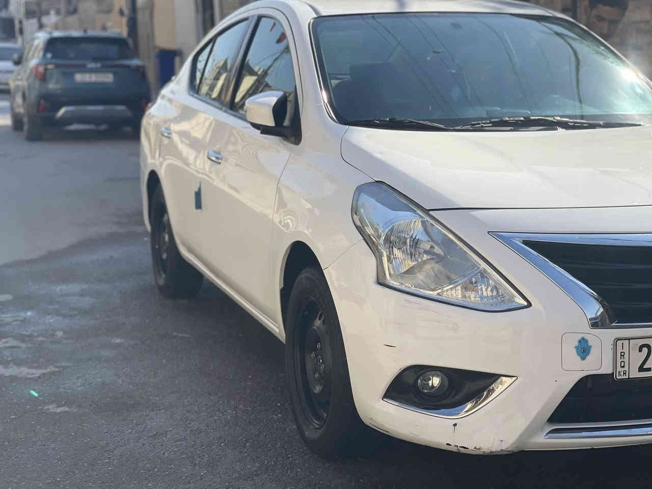 سلام عليكم نيسان سني موديل 2024
السيارة كفالة عامة سبير منازل 
تحكمات ستيرن جهتين 
يدات نيكل 
شاشة تدعم كاربلاي ونظام أندرويد 
مدوشمة السياره 
وبعد موصفات السني معروفة 
***********
السعر 122 وبيها مجال
