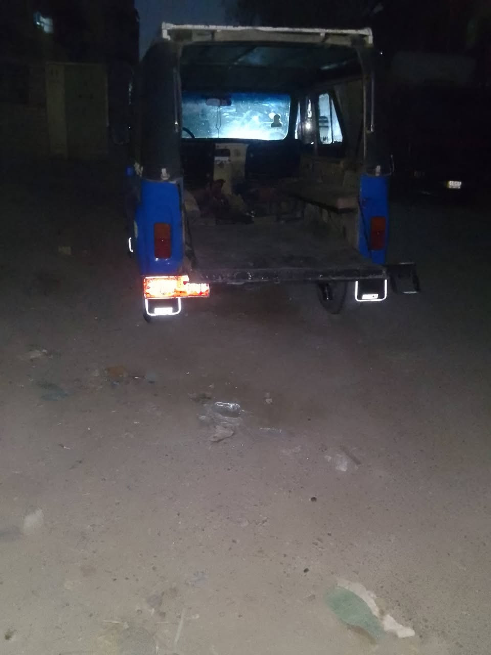 سلام عليكم مراوس بسياره شعدك تعال وتساب كير ومكينه ونجي تايرات خير من الله بدون رقم مكاني بغداد ***********
