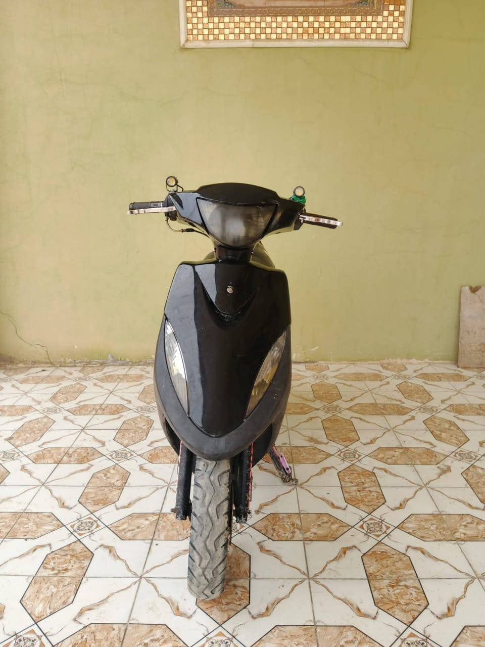 السلام عليكم  دراجه للبيع ماكس عدله 55 السعر475 وبيه مجال مكان الحمزه الشرقي  الرقم ***********
