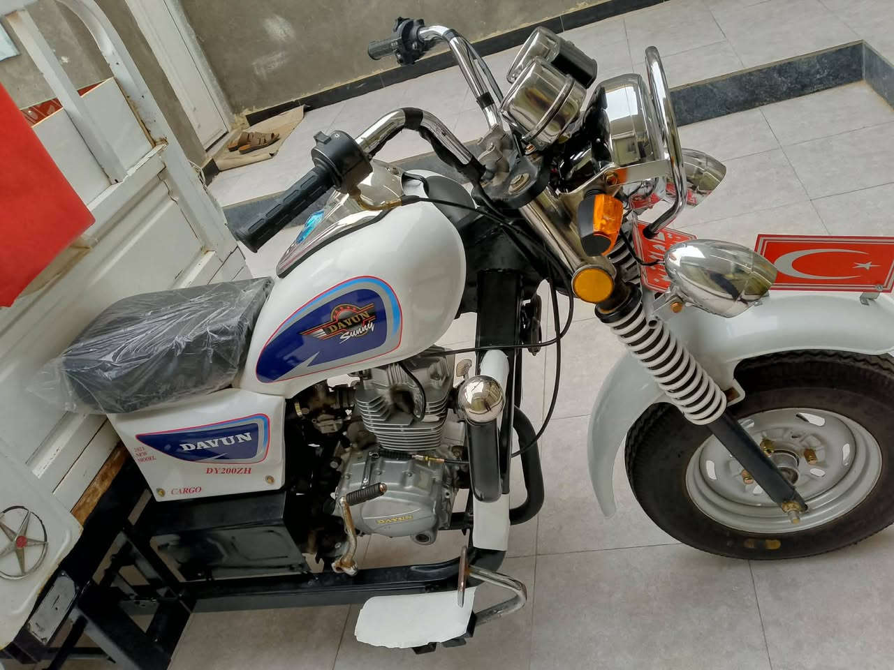 سلام عليكم ستوته للبيع موديل 21 وكيل ستوته بلاد 
محرك ما مفتوح ما ناقصها برقي جاهزه من طول لطول 
سعر مليونين 250 وبيها مجال مكلف بل نشر رجأاا لحد يراسل *********** العنوان ناصرية حي اريدو
