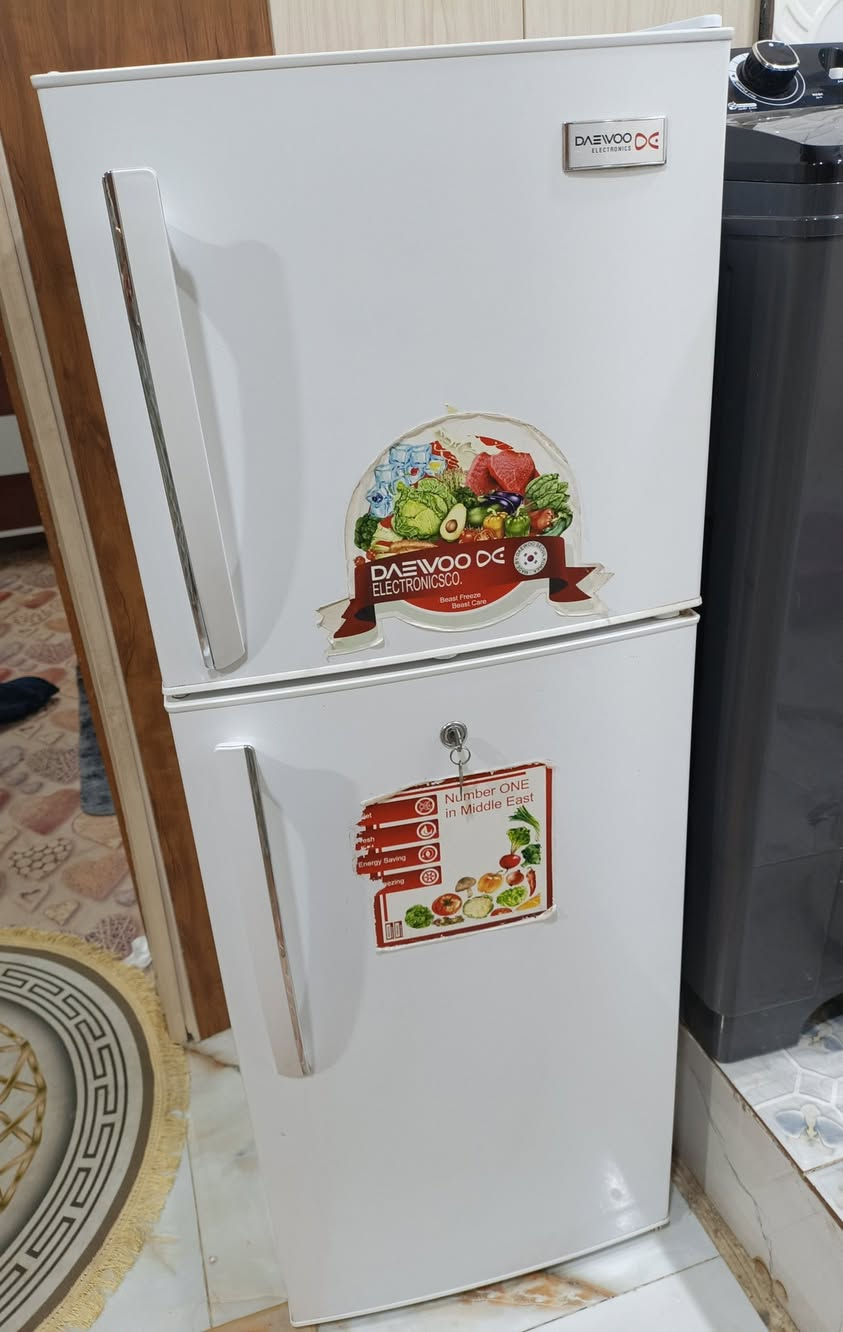 ثلاجه شرط على الفحص تجميدهه يخبل
وصوبه اخت الجديده للبيع


**إذا كنت صاحب هذا الإعلان وتريد حذفه لأي سبب، رجاءا أرسل رسالة إلى الدعم الفني**