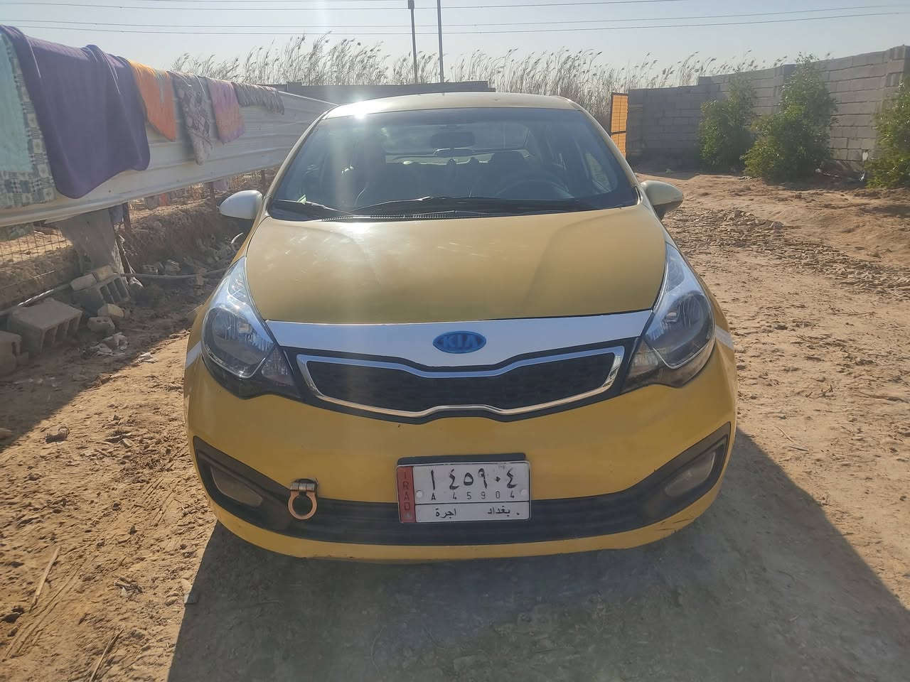 كيا ريو وارد امريكي 2013مكينه 1600وكير جدد السياره ليبل واحد حادثه قبق الجنطه نفسه مصلح سياره جاهزه وجديده تبريد صدر خلفي امامي جديد تخم تاير سنويه جديده 27مصفره هيه وغرامات تحويل مباشر 75وبيه مجال العنوان بغداد النهروان اتصال فقط ***********
