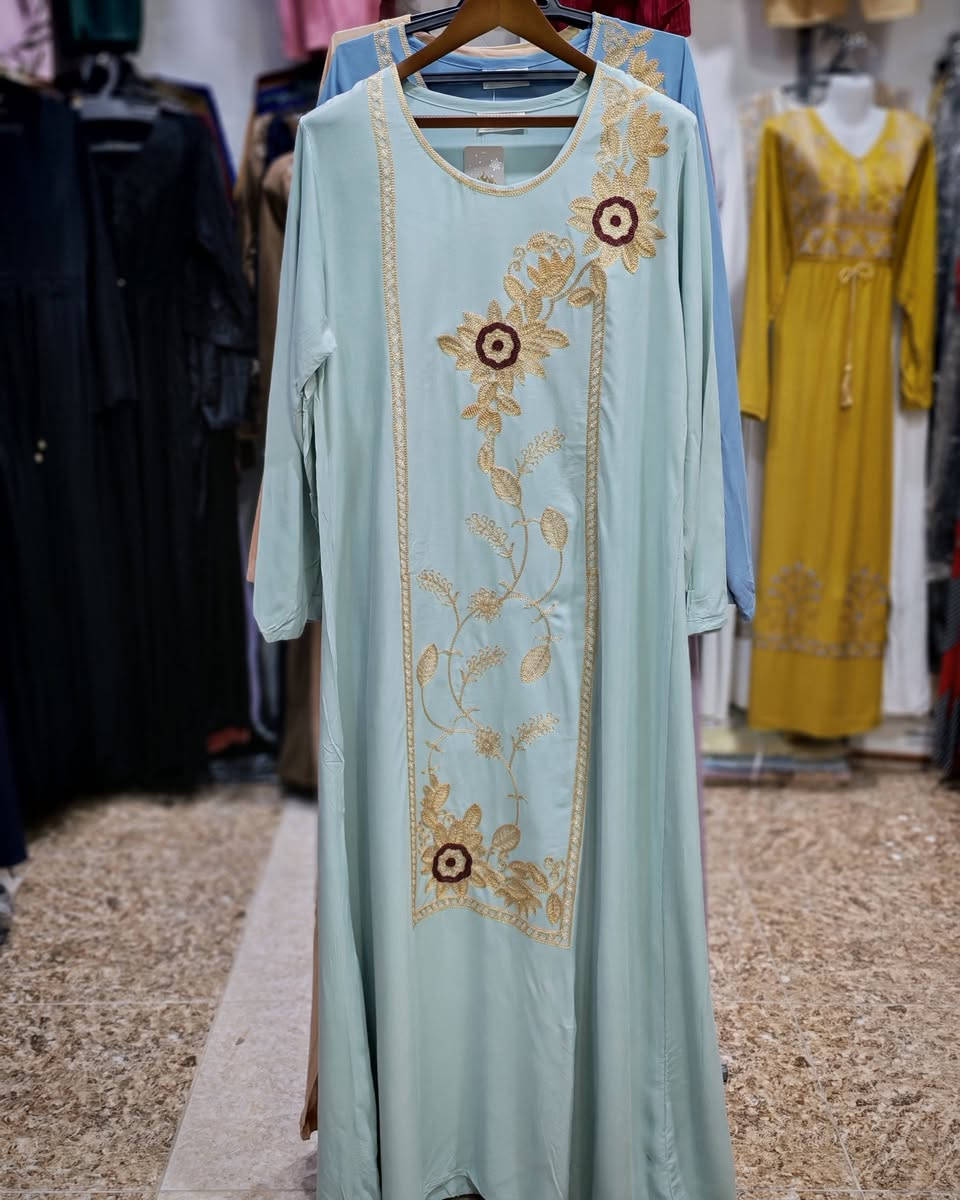 جديد قنبلة موسم 💥💥
دشاديش كشمير إيطالي تطريزز #كلوشة✅
قياس 2xl.3xl.4xl.5xl👉
٦ ألوان متوفر فقط 
تجدونها في مجمع مجمع محمد عزيز 
عنوان قرب اسواق روكان🚦🚦
يوجد خدمة توصيل📮🏠


**إذا كنت صاحب هذا الإعلان وتريد حذفه لأي سبب، رجاءا أرسل رسالة إلى الدعم الفني**