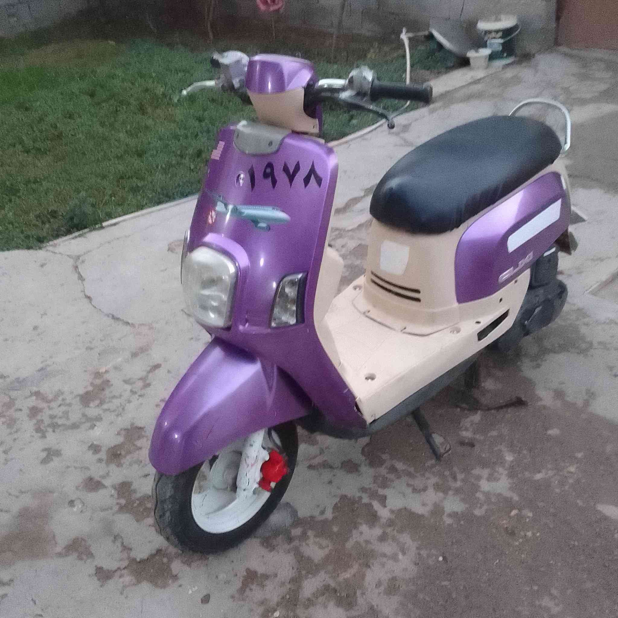 السلام عليكم دراجه بوليس بلاد نضيفه جدآ مابيه نقص 49 مامفتوحه بس الكفرات البلاد  موجوده ختم واحد كهربائيات كله شغاله الدراجه صار شهرين من نزلته حاويه السعرر 700 الرقم  ***********
