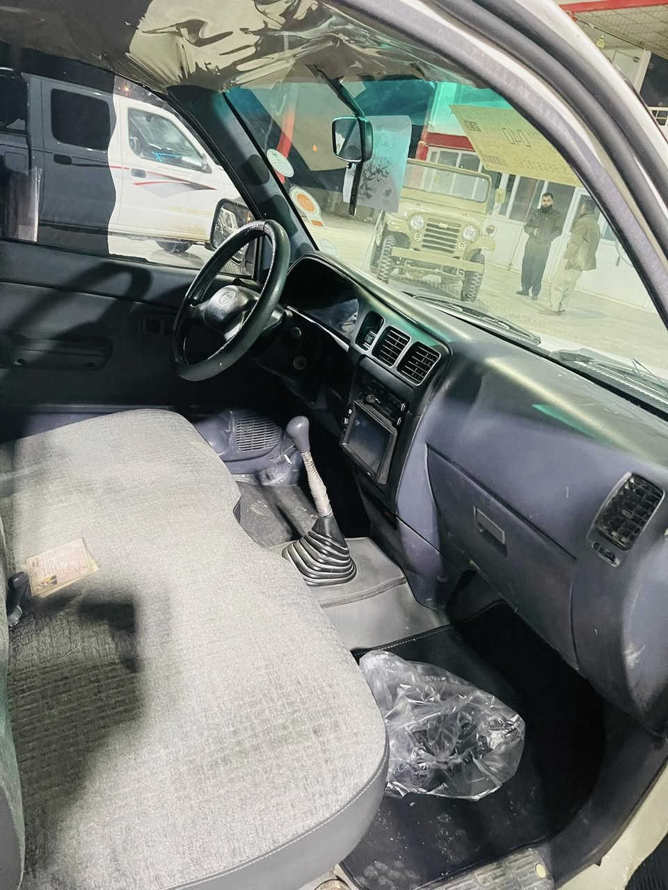 بسمیلا بەناوی خوا
توئتائەڕنەب
2001تەبریدو باوەر
ئاڕمی سۆران
بەشەرتی ئەوەلیات
خەرامە
بئش مۆنیکا
٤تایەی لۆکە 
بەشەرتی کئر مەکینە ئەکسل کئڕ
***********
