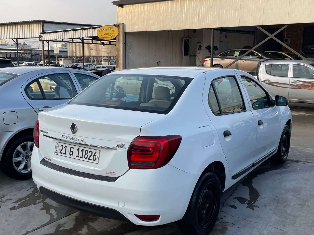 ڕینۆ سومبول ٢٠١٧ سەیارەکە زۆر جوانە ٢ پارچەی بۆیاخە بەبێ ناوگرتن گێڕ مەکینەی نەکراوەتەوە سەنەوی تا ٢٠٣٠ تازەیە ٤ تایەی تازەیە سپێری دانەبەزیوە بۆ زانیاری زیاتر *********** السليمانية, العراق
