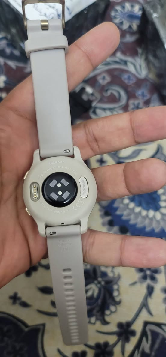 كارمن فينو 2s  بيهه فطر بالبلازمه بس ما اثرة عليهه شي ومخلي الهه جامة ضد الكسر بدون شاحن 90 الف


**إذا كنت صاحب هذا الإعلان وتريد حذفه لأي سبب، رجاءا أرسل رسالة إلى الدعم الفني**