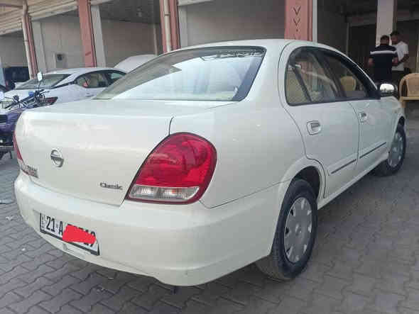 نيسان صني 2012 كير اوتوماتيك 
رقم سليمانية سنوية جديد لحد2030
وارد ياباني
محرك18ابيض  كير اوتوماتيك 
بيها تبديل بطانة وشاصي وتعديل بدنة 
 بيها بطاقة بانزين 
سيارة بيها قطعتين بونيد وجاملغ امامي 
فحص صونار موجود بصورة 
السعر87$ورقة وبيها مجال
مكان دوز خورماتو
*********** طوز
