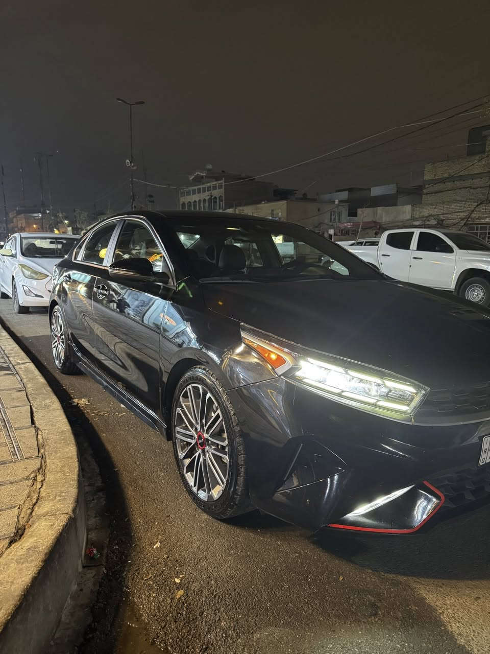 السلام عليكم
فورتي 2022 GT

ماشيه 78 الف كيلو يعني 48 الف ميل 

مكينة 1600تيربو

كير DCT سبع نمر

السيارة حادثة جاملغ وربع الباب جاملغ مبدل والباب مصبوغ 

(مواصفات )

دبل اكزوز

كشنات جلد

مود درايف (سبورت-ايكو -نورمال)

رادار الخروج عن المسار

رادار تنبيه التصادم (من تقرب على سيارة دوس بريك من يمهة)

قيادة الية

نضام صوتي من 7سماعات

بصمة واشاير بل يدات مال باب مال ترحيب واشاير بل مري ستيرن حرف D

شاشة اندرويد اوتو وكار بلي

وبعد مواصفات GT المعروفة رقم بغداد الجديد وسنوية جديده مكان السيارة بغداد الطوبجي

السعر 169

***********
