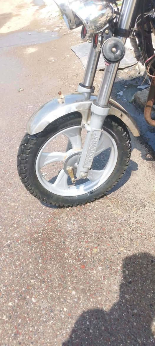 ستوته للبيع السعر مليون و600 نهايته مليون و500 وبيه مجال  الستوته كامله المواصفات وكلشي بيهه اصولي وبيه منفيسات المكان موصل حي البكر.


**إذا كنت صاحب هذا الإعلان وتريد حذفه لأي سبب، رجاءا أرسل رسالة إلى الدعم الفني**