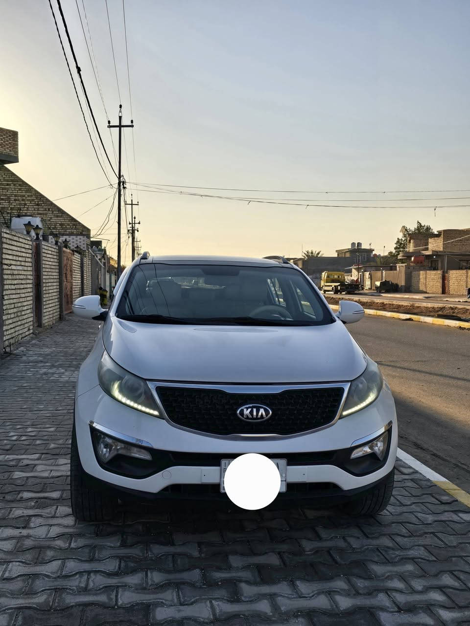 السلام عليكم للبيع او للمراوس كيا سبورتج موديل 2016 خليجيه مكفوله كفاله عامه شرط الفحص رقم بابل  تحويل مباشر
مواصفات السياره 
محرك 2400
بنوراما 
كامره خلفيه 
حساس خلفي 
تبريد قطعتين 
اشاير بلمري 
مري شفط 
ويل كب كروم 
السعر 163وبيهه مجال 
العنوان بابل الشوملي 
***********
*********** واتساب
