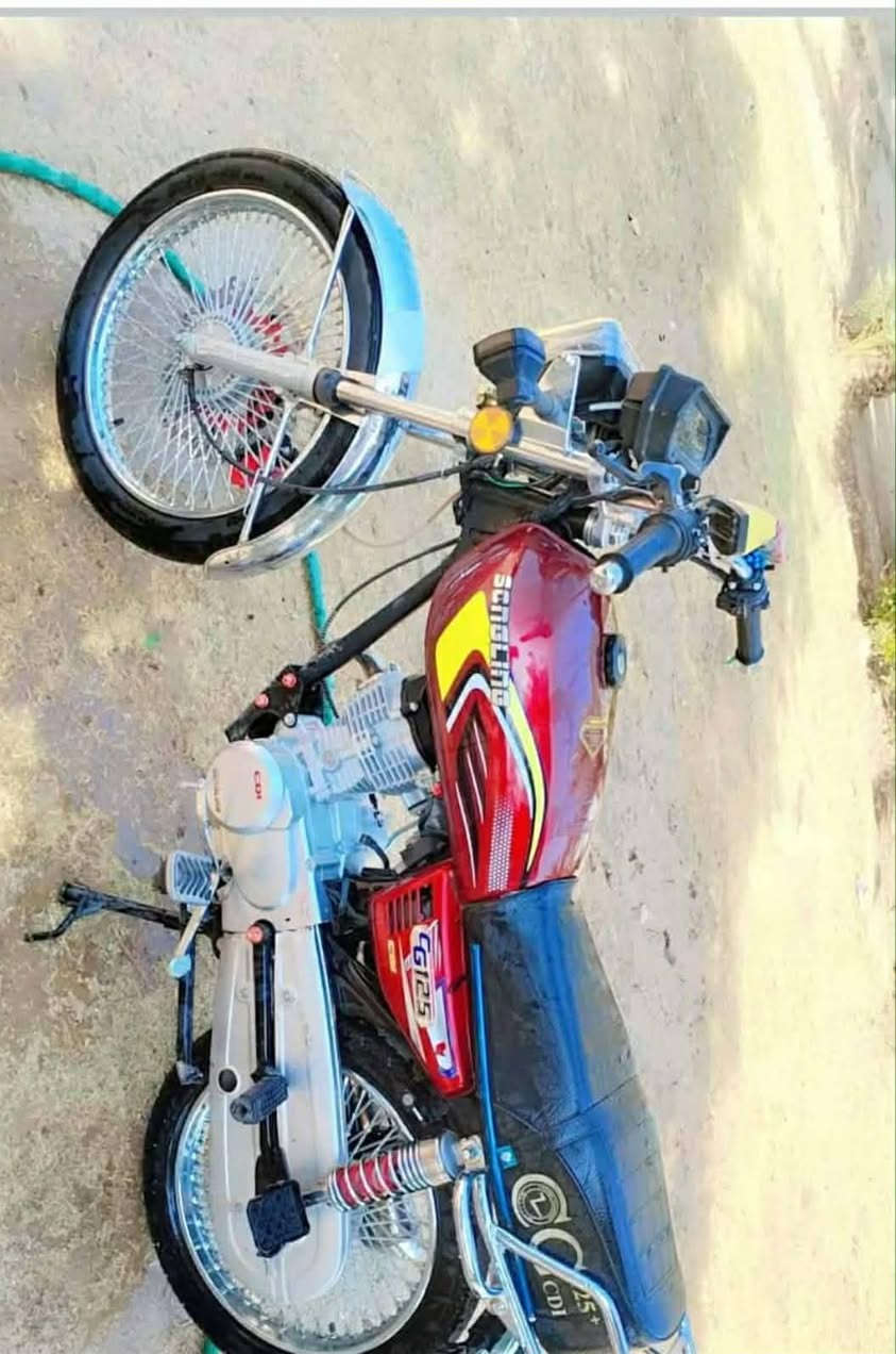 دراجة تايكر للبيع موديل 2025 الديوانية قضاء سومر
السعر 675 وبيه مجال حك جيه
ملاحضه المو شراي لا يراسني فدوة اروحلكم


**إذا كنت صاحب هذا الإعلان وتريد حذفه لأي سبب، رجاءا أرسل رسالة إلى الدعم الفني**