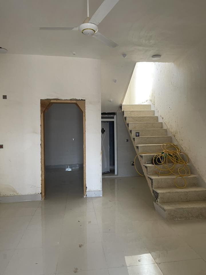 بيت للبيع ١٢٥ متر حي الحكم شارع ٢٠ قرب المستوصف بناء ٢٠٢٥ السعر ١٣٢ لتواصل واتساب ***********
