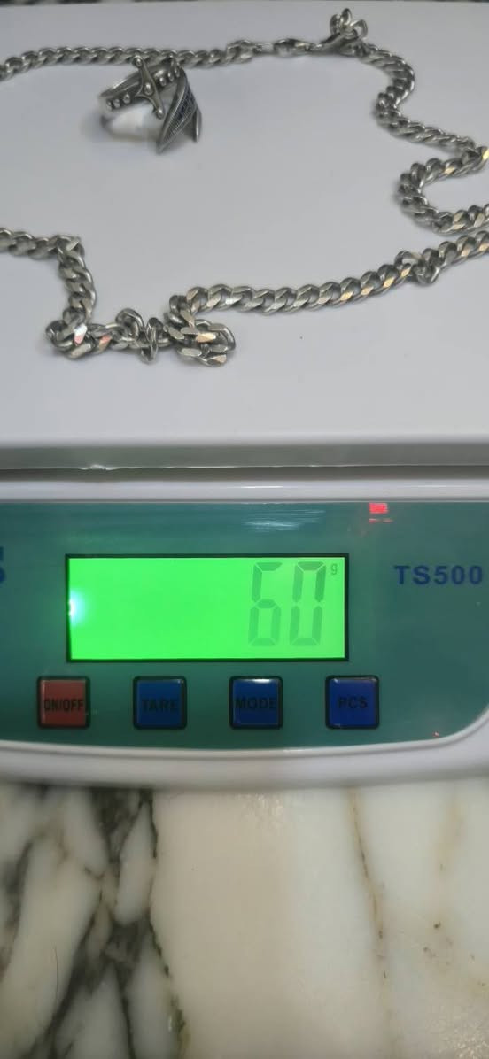 زنجيل فضه كارتير هوه ومحبس 60 غرام الغرام على. 3ونص


**إذا كنت صاحب هذا الإعلان وتريد حذفه لأي سبب، رجاءا أرسل رسالة إلى الدعم الفني**