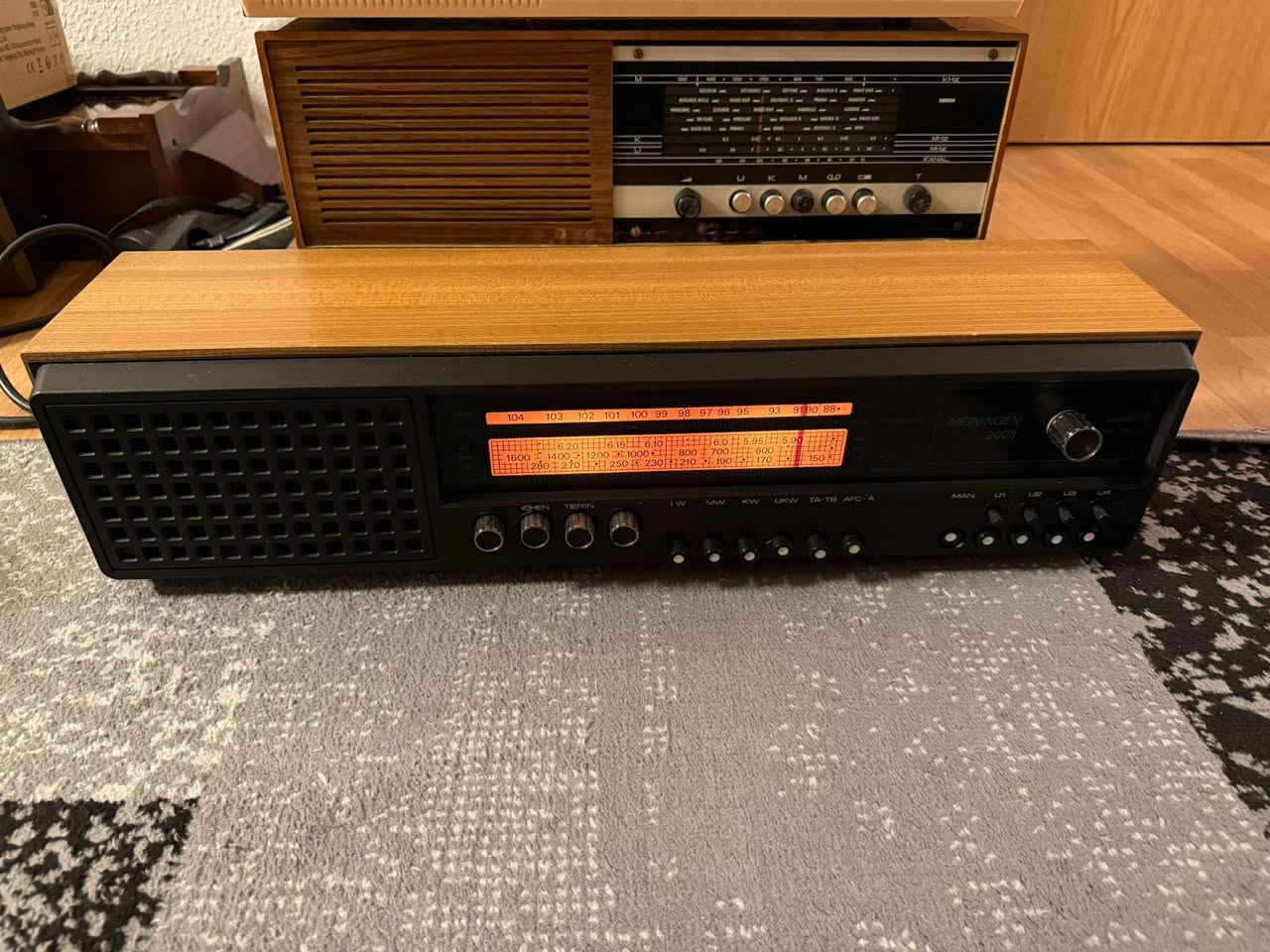 السلام عليكم اجهزه راديو واكرام عدد اثنين للبيع الانضافة 90 بلميه شغال FM
بنسبه الاكرام هو رادو هو اكرام السعر ع خاص وباقي التفاصيل عندي عدد اكثر من 25 قطعة ابيعهم شلعة تحياتي للجميع


**إذا كنت صاحب هذا الإعلان وتريد حذفه لأي سبب، رجاءا أرسل رسالة إلى الدعم الفني**