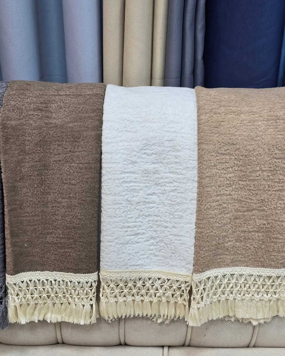 #عرض_خاص 

سيت مفرش تخم بوهيمي ساده 
الضهر مانع تزحلق مانع تسرب مياه وتر بروف
جلد حبيبات سليكون 
من ماركه الصراف العالميه 
للتخم ال10 مقعد 
2 كبير قياس 190×70
1 وسط قياس 140×70
2 كراسي قياس 70×70
متوفر خدمه توصيل للكل المحافظات 5 

#الكمية_محدودة_جداً


**إذا كنت صاحب هذا الإعلان وتريد حذفه لأي سبب، رجاءا أرسل رسالة إلى الدعم الفني**