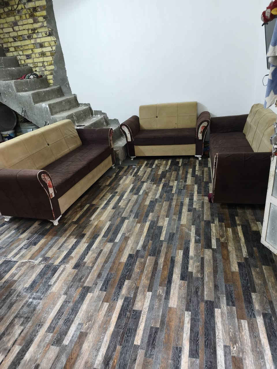 بسبب ظروف المشتري تخم ٥ قطع ٢ إكبار و3 ازغار        ٧٥
‏‪***********‬‏        ‏‪***********‬‏
