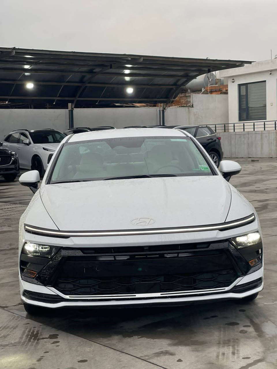 هیۆندای سۆناتا مواسفات SEL
مۆدیل 2025
نمونە لە جوانی و خاوێنی 
دوو پارچەی سبوغە 
چەملاغی دواوە سکن لەگەل چەملاغی پێشەوە سەکن بەبێ ناو گرتن 
ئیرباگ تەنها شانێک تەقیوە و دانراوەتەوە 
ناو کرێمی شاشە گەورە
نرخی ١٨٧ گەلا و مەجال 
***********
*********** رانية, السليمانية
