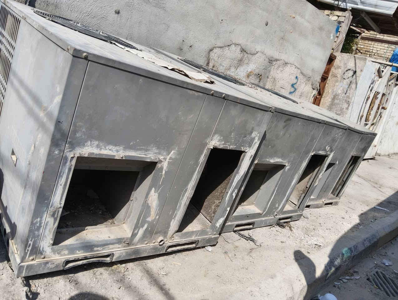 تبريد مركزي 5 طن نوع كارير
4قطع بعدهن جدد ما مشتغلات وقطعتين مستعملات 
للأستفسار ***********
