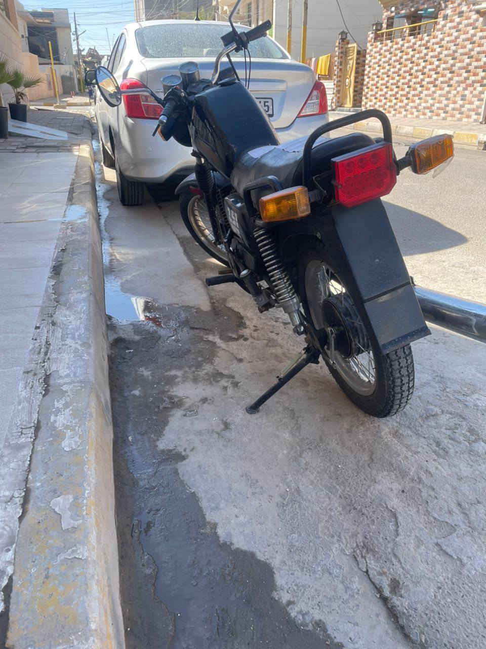 السلام عليكم اخوتي للبيع Mz قبوره بلاديه بدون صبغ كصه 100المكان الانبار الرمادي  الاستفسار اتصال ع رقم ***********
