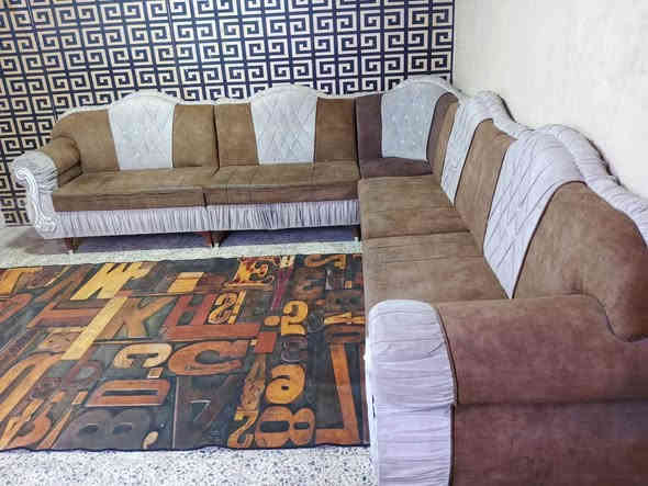 ديوان للبيع نضيف بدون اي ضرر ب175 قفله 
‭0776 562 8713‬ بغداد
