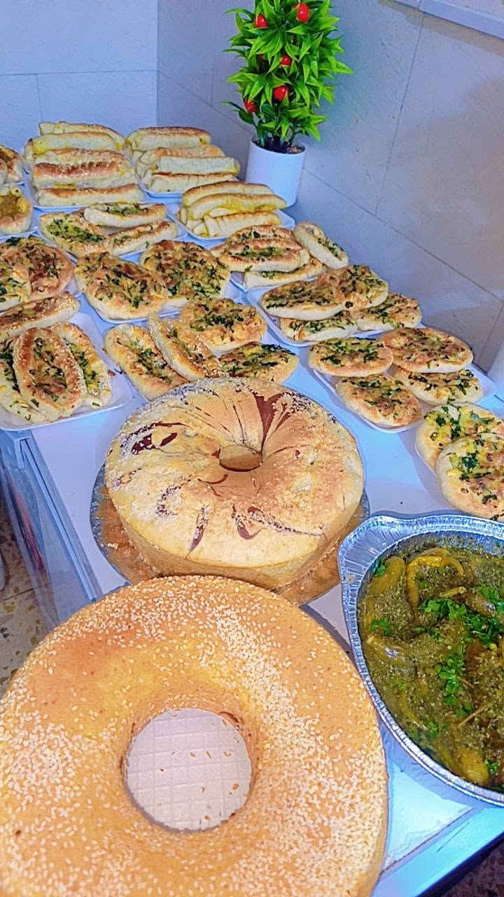 هلو بنات شلونكم 
الي تحتاج البيت  أو للمجلس 
 اجهزها  اكل مرتب ونضيف وطيب 
وترجعلي  بكل مره   وبلذمه شغلي فقط لحم غنم عراقي  بلذمه 
ع طلب  اروح اتسوكه من الكصاب يوم بيومه وفرش 

ورجاء لحد تدخلي تكلي كم كبايه بلف لو كم كبايه بخمسة 
 مابيع بهيج سعر   لنو ذكرتلكم شغلي لحم غنم عراقي   وتمن عنبر  ومن أرقى أنواع الطحين والمسواك كله فرش وع طلب  وأي خلل بطلب    الفلوس مرجوعه  بس اني اضمنلكم  التجرب شغلي مستحيل تفكر  تجرب شغل غيري لن شغلي اسوي بمخافه الله وبليرضي  الله والزبون  نضافه ترتيب حرص    طولت بلكلام لاكن حبيت  اطمنكم  أنو جربون شغلي وانتو مطمئنين  يوصلكم اكل  شغل بيت بايدي نضيفه  ونفس طيب   وأكل يسوه فلوس  ف حبايبي اجهز جميع نواع الأكل المعجنات  الكبب الحلويات الطرشي الهريسه الدولمه الباجه مايردكم غير لسانكم   طلبو ودللو


**إذا كنت صاحب هذا الإعلان وتريد حذفه لأي سبب، رجاءا أرسل رسالة إلى الدعم الفني**
