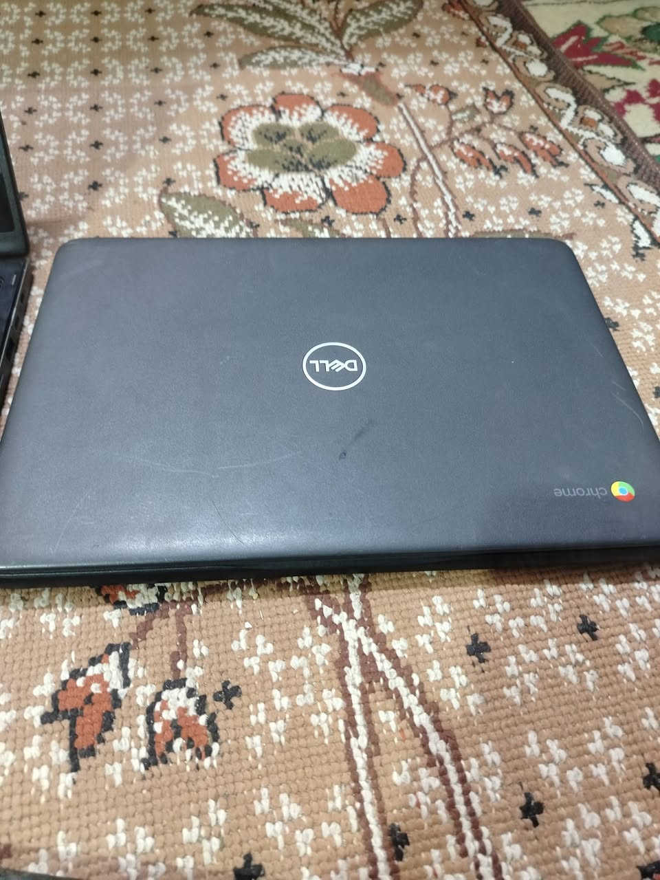 لابتوب عدد ٢  وحده  ديل وثانية 
ايسر لمس هي لابتوب وهي ايباد 
نظيفات شحنات موجودات الشحن تايبسي
كلش حلوات السعر ٨٠  وبيهن مجال للشراي 
الشراي يتصل على الرقم  ***********
العنوان النجف حي الوفاء
