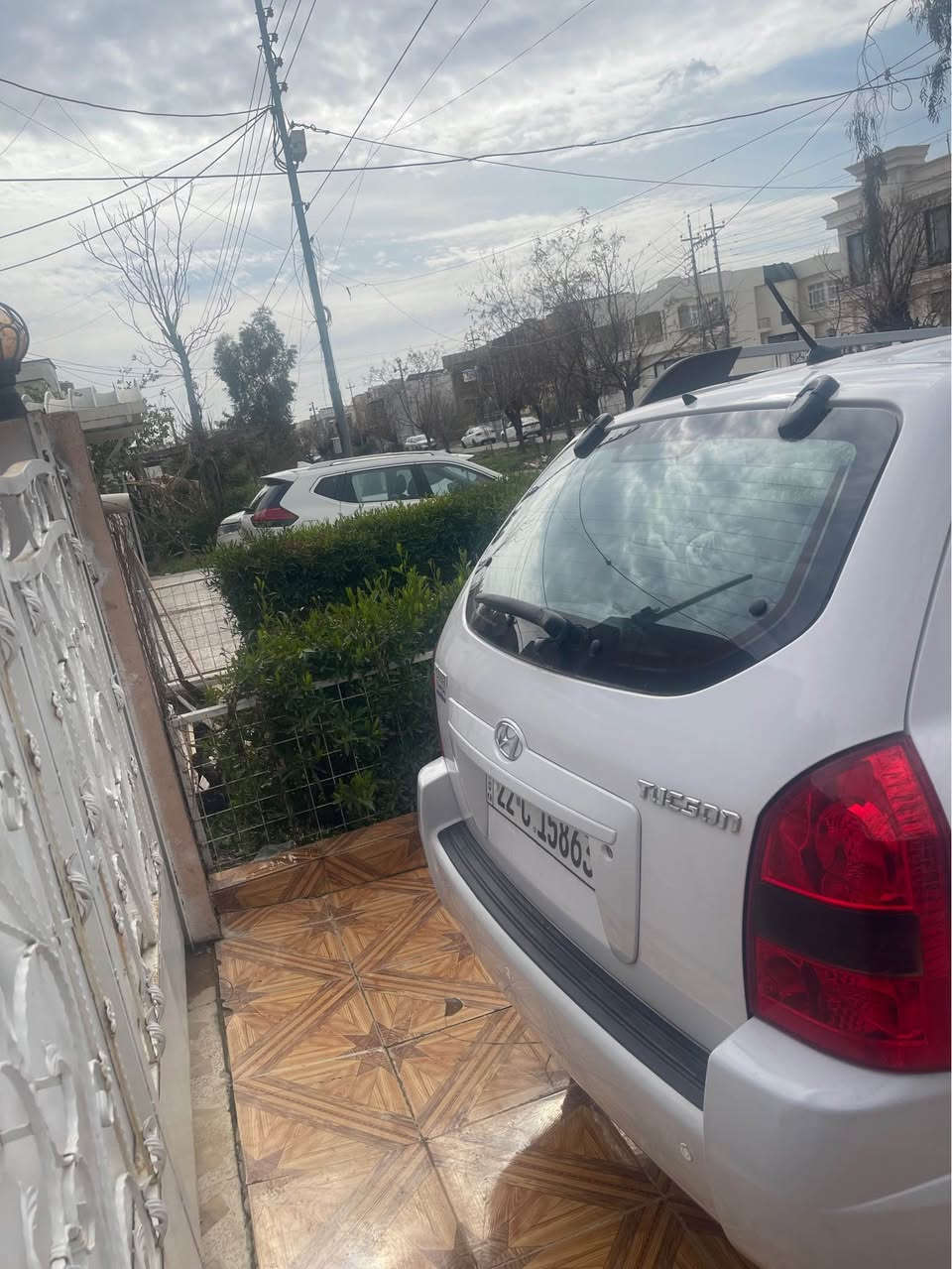 هیوندای توکسون 
مودیل ٢٠٠٩
٤تەیەی نوێ لە ژێرە 
دەعم و بۆ یاغی نیە 
زور پاکە  تەنها ١٨٥هەزار ڕۆشتوە 
گێڕ مەکینە  تەحویل غرامە بەشەرت 
سەنەوی تا ٢٠٢٩ نوێە
ژ.م. *********** كويسينجاك, أربيل
