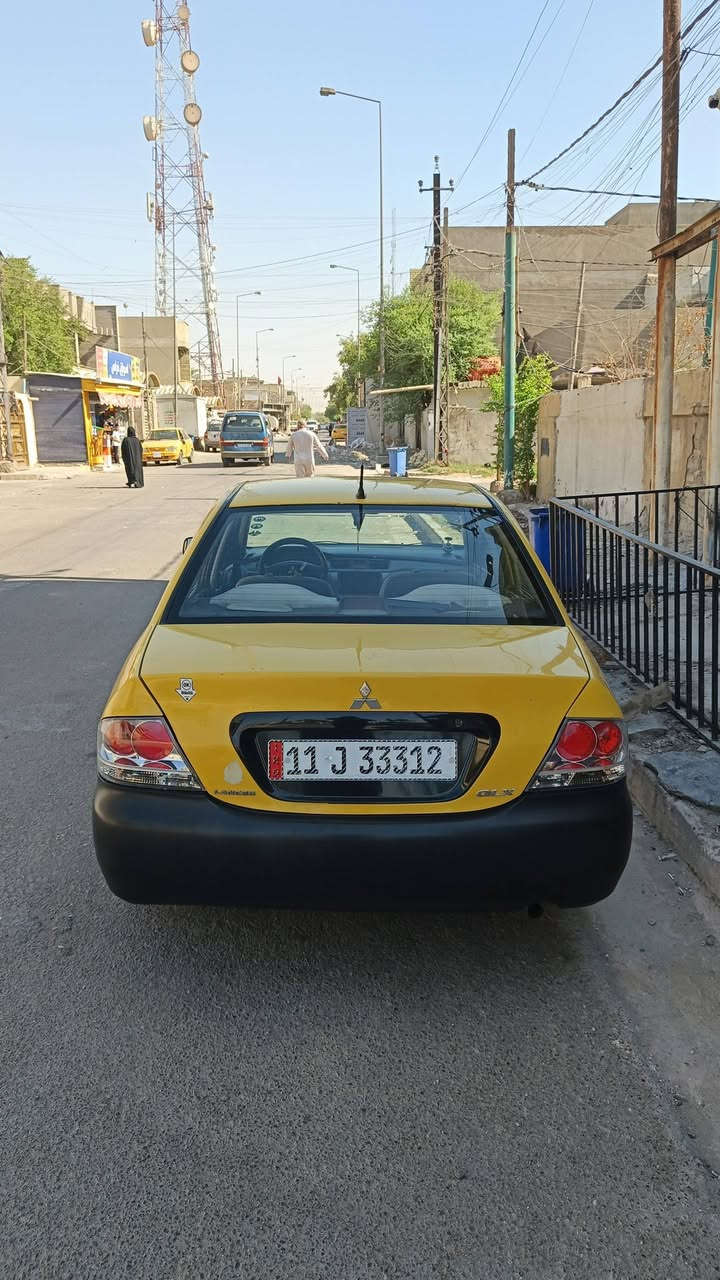 السلام عليكم 
لانسر 2010 أوتو صفره رقم بغداد الدولي الجديد تحويل ثاني يوم سيارة جاهزه مجهزه بدون اي نقص  مكينه كير وشواصي ولغود كفالة والسيارة مبدل بيها باب خلفي السكن فقط بدون دواخل
الموقع: بغداد الكماليه
للاستفسار:***********
