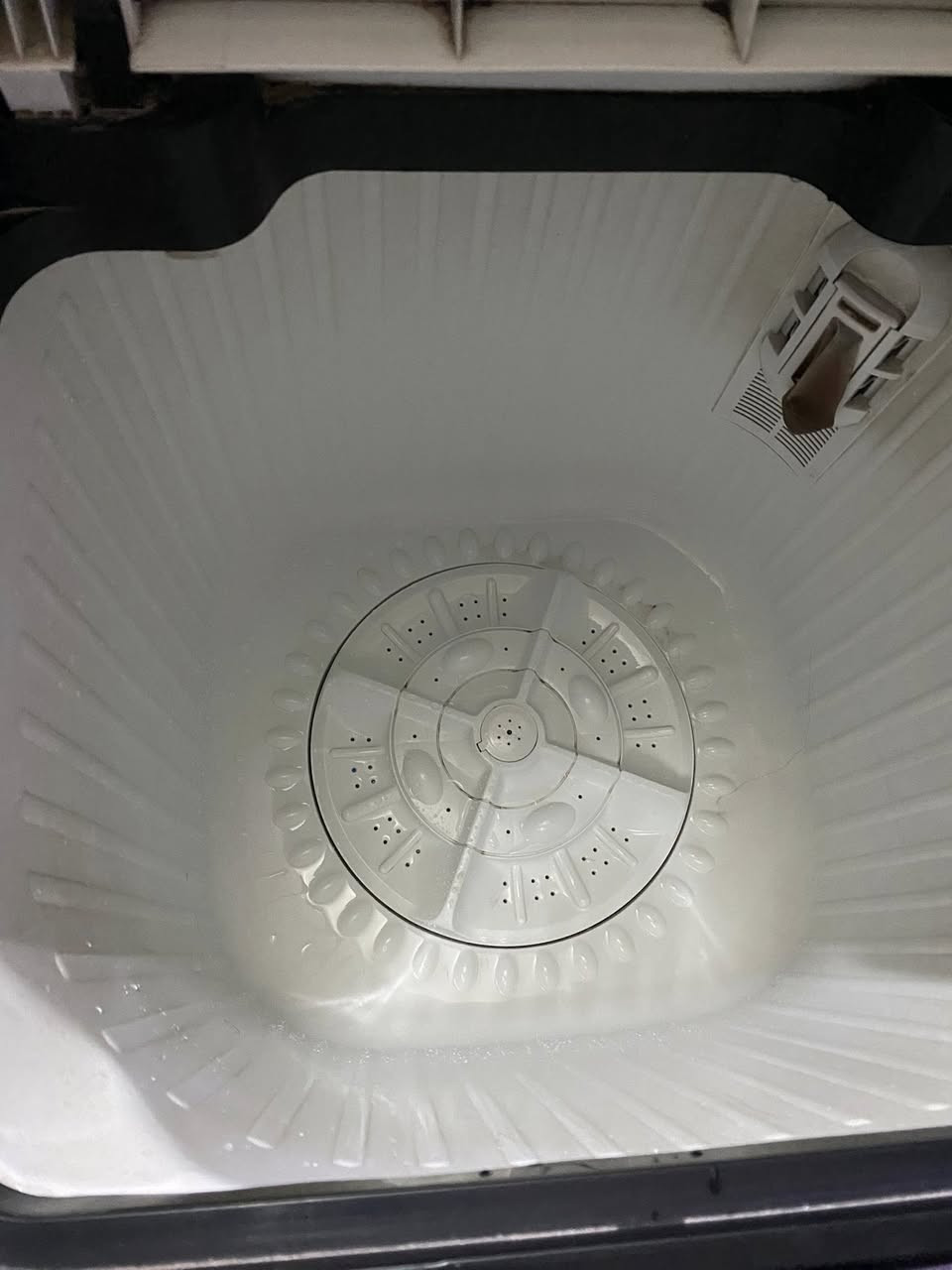 غساله جديده ١١كيلو اخذته ب٢١٠ بعدهه بنايلونهه استخدام قليل ب١٥٠. للاستفسار ع هذا الرقم ***********
