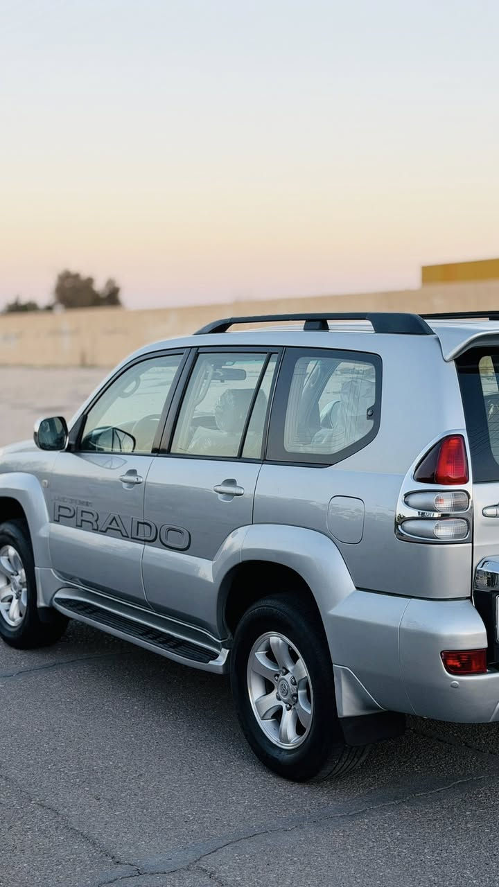 السلام عليكم برادو ٢٠٠٨ خليجي سبعه راكب رقم دولي جديد سنويه ل٣٠ فول مواصفات سبير تعليك دبل تانكي مكينه 6سلندر كفاله عامه مكفوله من الضربه والصبغ والتبديل فقط بيها الجاملق الامامي بي صبغ اثر تكشير والباقي كفاله مكينه وكير جدد السياره جديده كلش كارتون السعر 162 العنوان بصره  للاستفسار ***********
