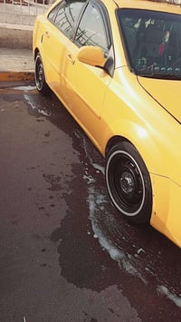 ابوترا موديل 2012 خليجي مابيه اي نقص بيه بس طخه بل بدنه سياره كفاله سع...