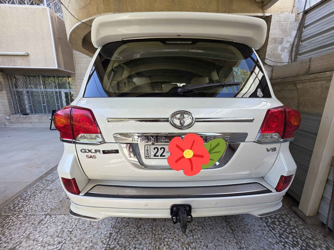 السلام عليكم 
للبيع لاندكروز  2015 مكفوله جديدة 
مواصفات شركة SAS فول ١/١
رقم اربيل انكليزي مكفولة من الضربة والصبغ بيها بارد على قدر اصبع واحد بالجاملغ 
محرك ٨ سلندر ٤٦٠٠ المرغوب
محرك وكَير مامفتوح برغي
تخم تاير دنلوب ياباني عدد ٤ تم شدهم قبل ٢٠ يوم 
كشنات جديدة جلد اصلي مغلفة بكشن حاضر للحفاظ عليها 
سيارة جديدة بمعنى الكلمة 
ماشية ١٠١٠٠٠ .
السونار مرفق مع الصور .
المكان : بغداد / الكرخ 
واتساب ***********
