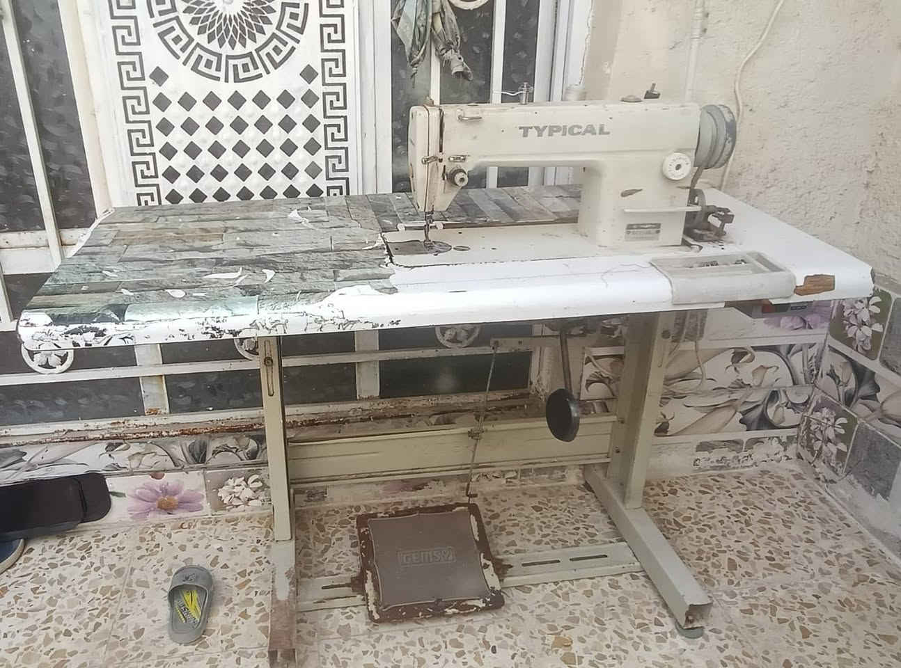 سلام عليكم. مكينه.  خياطه. لبيع السعر. في الخاص  ***********. رقم في الواساب 🤝
