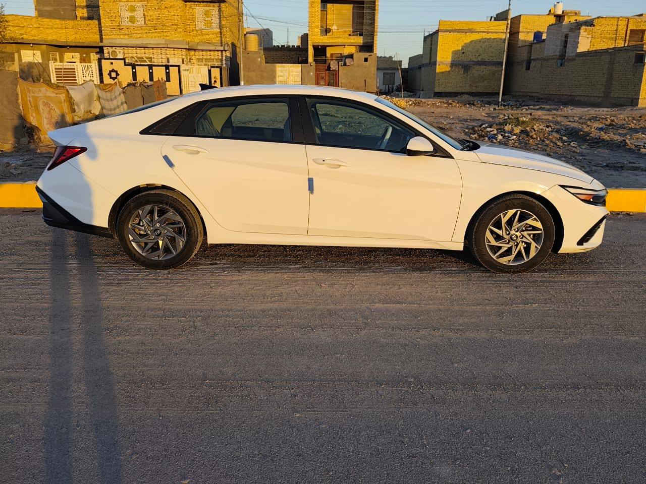 السلام عليكم الانتره للبيع موديل 2025رقم ذي قار معوقين
سياره كفاله ماعده البنيد مبدل اصلي 
سياره نص فول ماشيه 22 سياره جديده حيل سياره ع وضع الشركه السعر 165 بيه مجال 
مكان السياره ناصريه مركز رقم ***********
