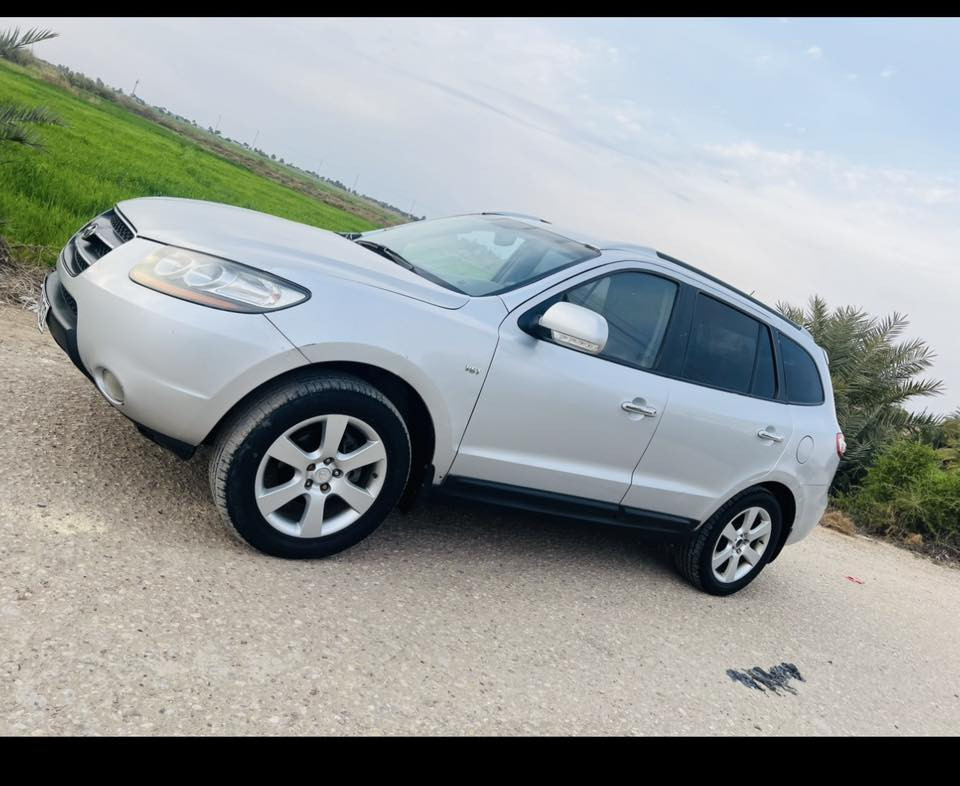 سنتافيا 11 دخول جديد كارتون كصه جنطة 
مكينه وكير سوبر كفاله متوم ارقام وسنويه طبق الاصل إنكليزي حداديه 100/100 تخم تاير جديد تبريد ثلج تحكم  جهيتين كامره شاشه دواخل خلد كشنات كهربائيه منظومه زنون كهربائيات كله شغاله 
اله حصة كاز بكل المحافظات 
سياره جاهزه للاخير 
السعر 45وبيه مجال 
مكان الشطره ***********
