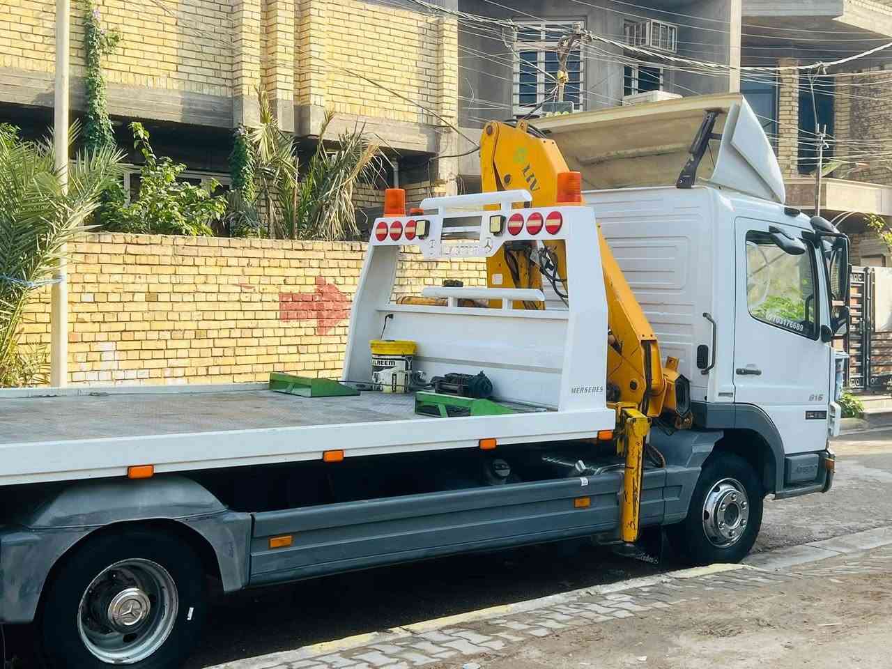 كرين اتيكو للبيع موديل 2011سياره 6برغي 4سلندر كرين 4600/2سلايت بدي نزال رقم سليمانيه سعر325ورقه العنوان بغداد رقم الهاتف ***********/***********
