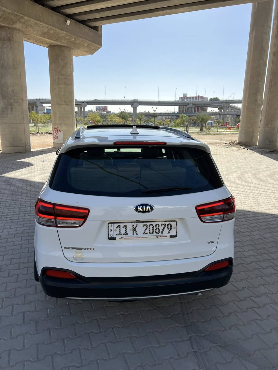 السلام عليكم
سورنتو2018
فول 1/1 
رقم بغداد بسمي 
مكينه بلاديه 6 سلندر.  3500 
بصمه 
بنوراما 
كشنات تتفئه تبريد 
تبريد 3 قطع 
لد امام خلفي 
حساس امامي خلفي 
7 راكب 
كشنات جلد بلادي 
كشنات 2 كهرباء 

3 انضمه قياده 
اشاير بلمري + مري شفي 
اشارا ترحيب 
سياره بيه حالوب بل بنيد فقط 
سعر240

الاستفسار (***********
