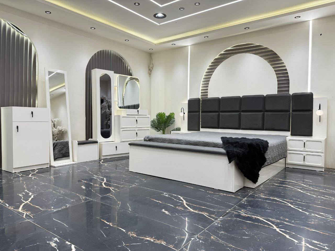 *تم وصول موديل    ميليس*             

❇️ 10 قطع          كنتور وملحق 320سم 
ارتفاع 220سم 

❇️ برغي  وجوي حديد 
❇️ سرير وشازلون مخزن
❇️ ميز تواليت ضخم 
 
❇️ إناره بالكومديات 
❇️ شغل ممتاز وأصلي 
ضهر بلوك 
اناره بل ميز تواليت 
اناره لمس

للحجز والاستفسار خاص ▫️

متوفر توصيل لجميع المحافظات العراق 🇮🇶💯❤


**إذا كنت صاحب هذا الإعلان وتريد حذفه لأي سبب، رجاءا أرسل رسالة إلى الدعم الفني**