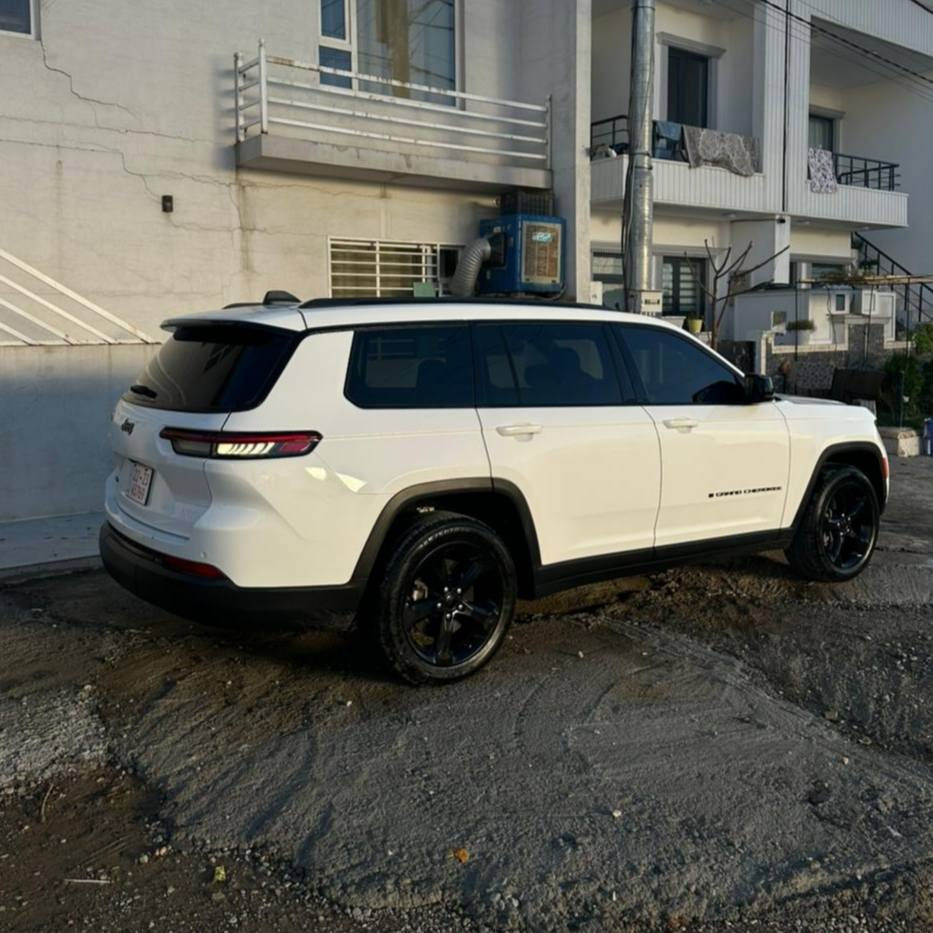 جێب گران چیرۆكی 2023 تازە داخڵ بوو
كلین. تایتڵ بێ بۆیاخ بێ ئێرباگ 
تەنها 24 مایل ڕۆشتوە
بێ پارچە گۆراو تەنها دوو قەڵەم. كاری هەیە
مواسەفات فول بەس پانۆراما نیە
مواسەفات بلاك تۆپ
سە یارەكە وەك سفر وایە هەموو گیانی بەشەرت
٣مانگ كاتی ڵە گەڵ دایە
كوشن گەرم. 
سەكان. هیتەر
كامێرە ٣٦٠
راداری پێشوو دوا
سنوق شەفت كارەبایی 
گێج ئەلیك ترۆنی 
برێك بەسمە 
ئاوێنە ئیشارەت ئاوێنە رادار
دەبڵ ئەكسل 

سـعـر : لە کۆمێنت داوابکە ڕاستەوخۆ بۆت دێت 📥 

گێر و مەکیەنەی بەشەرت 
هیچ کێشەیەکی تێدا نییە 

ژمارەی خاوەنەکەی 
***********
***********
