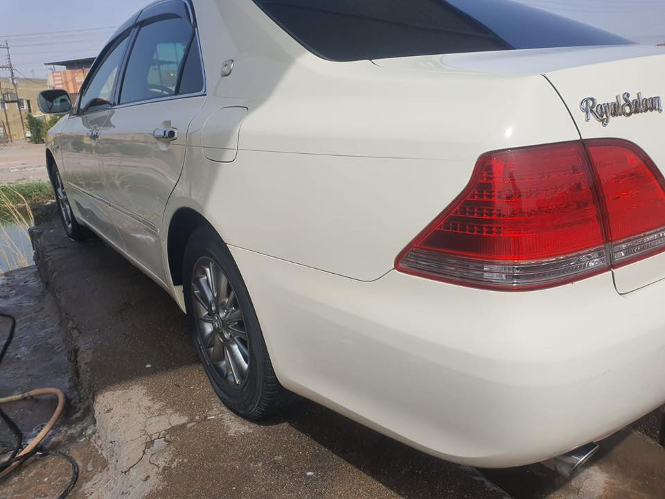 سلام عليكم شاهينه ادوات مسجله بلمرور وتم تسقيط رقم لها السياره مكفوله من الكص والسرقه والنتربول الاستفسار وباتصال ع هذا الرقم  *********** كوني مكلف للنشر السياره موديل 2005 والسعر ع الواتساب مكان السياره البصره معقل
