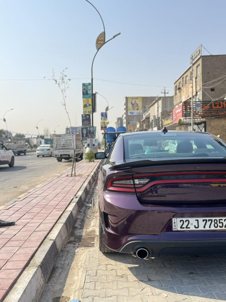 للبيع جارجر R/T 
محرك 5700 
لون مميز بنفسجي غامق 💜🔥 
موديل 2021 رقم اربيل 🔥
ماشية 89 الف كيلو مو ميل 
مواصفات فول الفول عدا الفتحة و الرادار الامامي 
كشنات تدفئة تبريد و كهرباء و خزن ميموري 
الكشنات الخلفية تدفئة 
كروز مثبت سرعة 
مري قلاب 
رادار جانبي و خلف و حساس خلفي 
نظام سوبر تراك باك 
نظام لنچ كونترول 
مري عاكسة للضوء تعتيم ذاتي mirror dimmer 
هيتر بالمري 
بالنسبة للكير و المحرك نظاف و ممفتوحات و ادامة دورية
بلكات ريسنك 
لغد و شاصي كفالة من الكص و اللحيم 
بانزين محسن فقط و دهن موبار اصلي وكالة او مرات امزويل اصلي 
ماي راديتر زيتي فقط 
السيارة مبرمجة مراوح يعني تنسه شي اسمه مشاكل حماوة 
السيارة قطعتين صبغ فقط و بارد بالجاملغ الامامي الايمن فقط بدون صبغ و بدون ضربة 
سيارة نظيفة و متصرف عليهه دينار غير الادامة 
مكانهه نجف 
للتواصل ***********
السعر 240 و بيهه مجال
