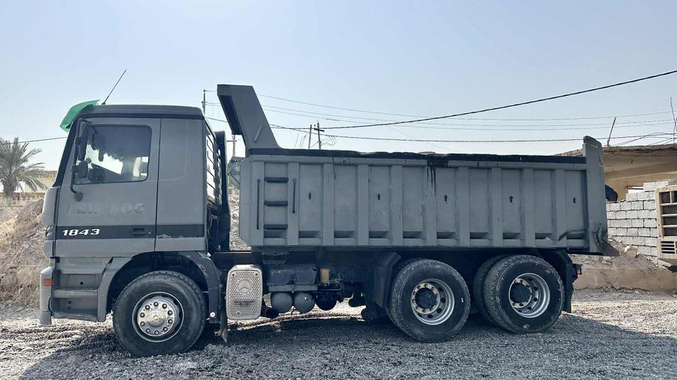 السلام عليكم قلاب اكتروز للبيع  موديل 2002   سنگل سحال ما مسجل جاهزة للشغل  كامله مكمله گير محرك شرط والسعر 195 وبيهه مجال المكان صلاح الدين بيجي ناحية الزويه رقم الهاتف***********
