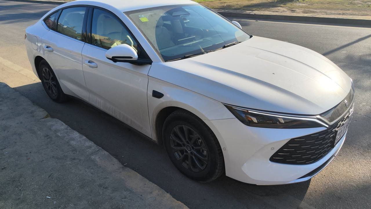 Byd qin  L
موديل 25 
12كامرة 
12حساس 
بطارية 80
داخل ابيض 
ماشية 30الف
للاستفسار 
***********اتصال و واتساب 
*********** واتصل واتساب 
بغداد الاعظمية سبع ابكار قرب جوهرة لبنان 
السعر 25250
غير متواجد على الفيس
